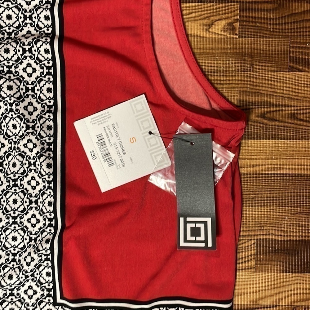 Liz Claiborne women’s sleeveless blouse. Size S. Black/red/white. - Picture 3 of 7